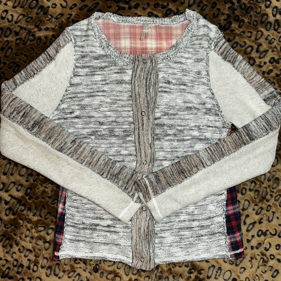 BKE Boutique Mixed Knit Plaid Lined Cardigan Sweater Small - Picture 9 of 11